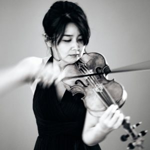 Tomoe-Badiarova-.HR_.-©-Foppe-Schut-_FS_2255-1-1